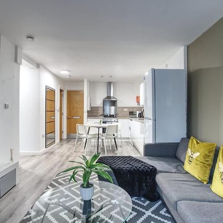 2Br City Centre Apt, Self Check In, Wifi, By Derbnb Sheffield Esterno foto
