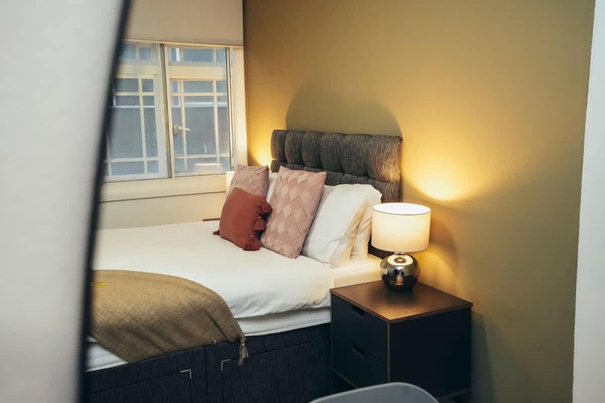 2Br City Centre Apt, Self Check In, Wifi, By Derbnb Sheffield Esterno foto