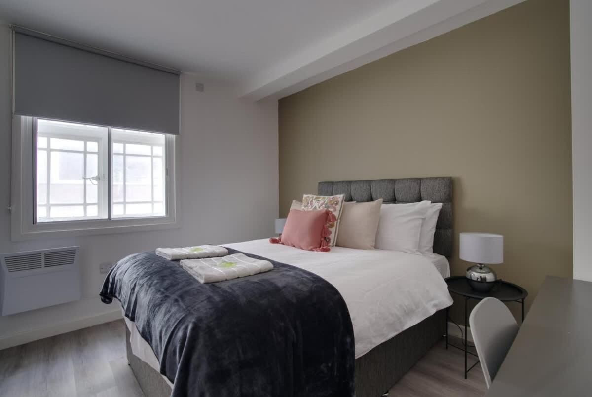 2Br City Centre Apt, Self Check In, Wifi, By Derbnb Sheffield Esterno foto