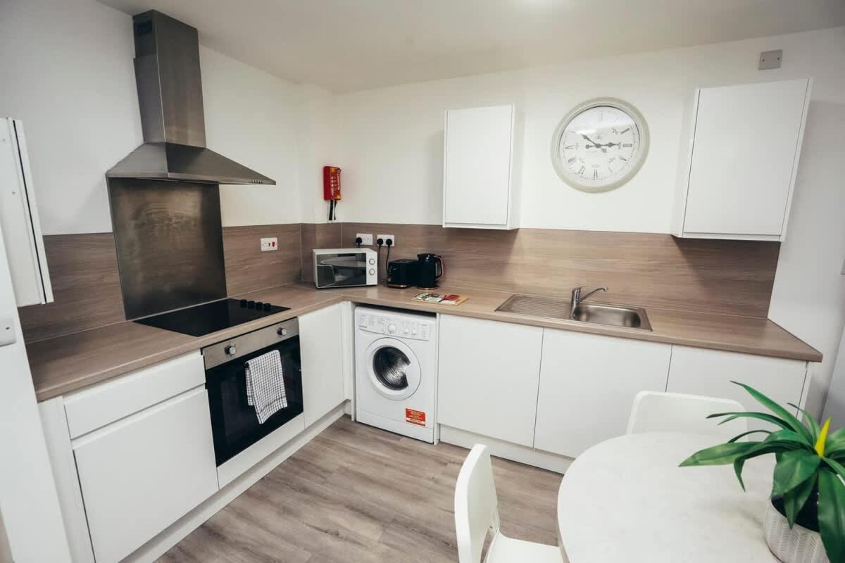 2Br City Centre Apt, Self Check In, Wifi, By Derbnb Sheffield Esterno foto