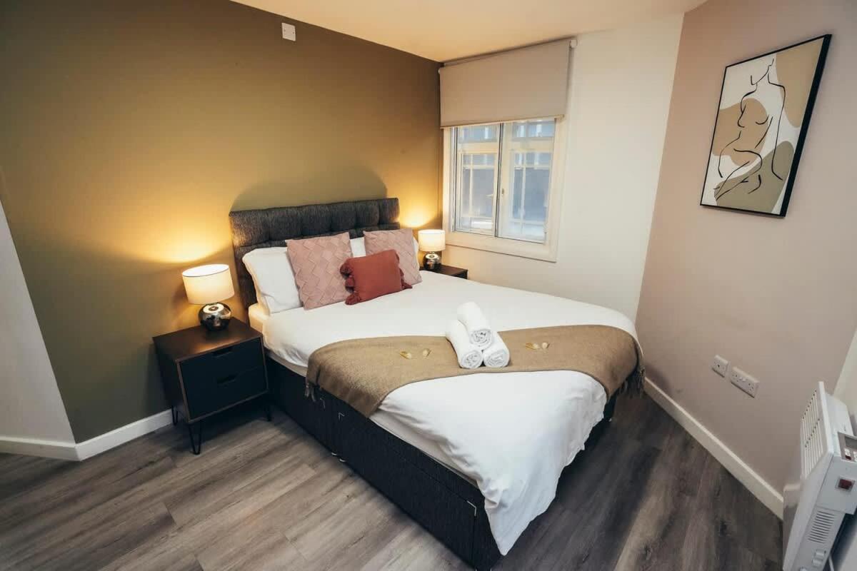 2Br City Centre Apt, Self Check In, Wifi, By Derbnb Sheffield Esterno foto